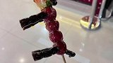 喜提冬天的第一根糖葫芦，这是冰糖耗子吧