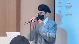 在韩留学生被教授点名唱歌