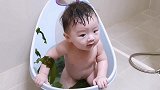 韩国妈妈拿海带给小宝宝洗澡，最后洗洗还能用，太有趣了