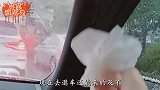 爆笑：这到底是什么车，外面下大雨里面下小雨