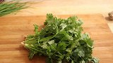 香菜小葱最好的保存处理法，做起来简单吃起来方便，超实用！