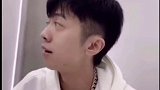 #姜云升 道士rapper!真的是道士…三天门下天师道清微派弟子 我都看呆了你最后来一句，“禁止宣传封建迷信”