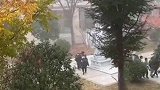 小学生考试前组团拜孔子，你们的现代题我也不会啊