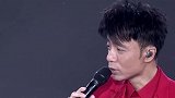 周慧敏空降李克勤演唱会，惊艳全场，终于知道什么叫倾世之人！