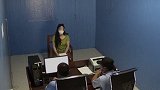 连云港一女司机拒交10元过路费：我上面有人 不用交费