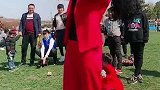 美女唢呐吹得不错，值得点赞！