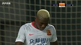 卓尔险些打破僵局 巴普蒂斯唐头球偏出横梁