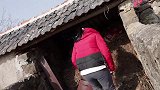 胖妹2夫妻厨艺大比拼！一道鲫鱼汤各有千秋，谁厨艺更胜一筹？