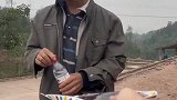 希望小伙永远开心没有烦恼