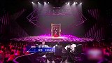 美丽妈妈盛装登台，一首经典老歌，惊艳全场丨妈妈咪呀