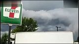 旅游-实拍美国弗吉尼亚州壮观的风暴云似海啸来袭