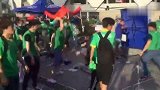 中甲-17赛季-绿城球迷场外上演全武行 掀翻帐篷个个好似古惑仔-专题