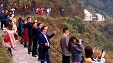 以前回一趟家坐五天五夜！现在让你高攀不起