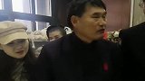 大衣哥一看到牡丹画，就想起了蒋大为老师，随口唱起来！