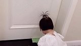 你永远不会知道穿尿不湿的宝宝下一步会做什么，真是惹不起啊
