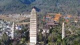 苍山之麓，洱海之畔，大理崇圣寺三塔，主塔又名：千寻塔