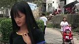爆笑：这个小哥真会抢风头，屁股翘那么高