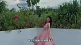 Angelababy身材太招摇！穿鎏金抹胸裙如美神降临，穿晶钻裙好仙