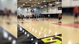 篮球-17年-没有休赛期！ 贝兹莫尔晒老鹰休赛期集训视频-新闻