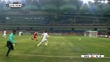 金纹焕灵动过人突破对手底线 倒三角传球竟无队友到位接应