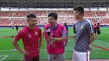 中超-17赛季-联赛-第15轮-赛前采访杨善平于汉超斗嘴 于汉超假装握手戏耍大杨-花絮