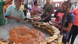印度街头的美食，一元钱5个超级便宜，能吃得下的都是勇士！