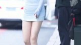 坐公交也能碰到这么好看的女生吗？