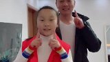 动脖子咱家的姑娘也会，爸爸的动脖子我也是醉了