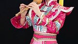 少数民族姑娘的葫芦丝吹得太好听了
