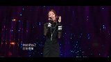 曾红极一时的她因亲妈跌落神坛！现又因为一首冷门民歌重回巅峰