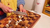 独居女孩日常vlog今日治愈系美食：香辣炒鸡腿南瓜啵啵奶茶