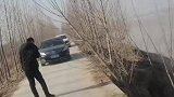 听声音给大哥吓得不轻