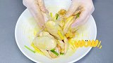 在家做盐焗鸡翅，咸香入味，肉质紧实，也太香了吧