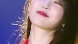 圣诞女郎iu，李憨憨还是这么执着于性感！穿红衣的知恩好绝啊！