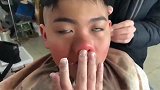 在家看鼻子吹泡泡，就怕这孩子是八戒的儿