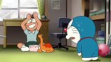 哆啦A梦：大雄对小恐龙也太好了，自己的饭都不吃，全喂恐龙了！