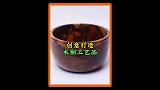 小伙用颗奇形怪状的木头，改造出个精美的工艺品送给丈母娘当寿礼