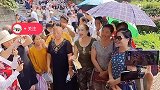情歌王子带仔谈恋爱，烧鸡烧鸭你吃过，没成吃过火烧鹅，精彩对唱