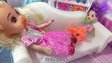小乔和妞妞闹肚子，呼叫芭比帮忙，芭比会作何反应（下）