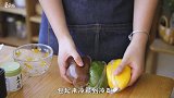 自己做的流心月饼，用料放心，送人最有心意！