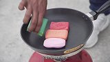 油炸过的史莱姆到底什么样？看外国小哥实验，胃里一阵翻江倒海！