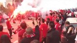 红色烟火+曼联队歌+狂热球迷 亚泰已成中超曼联