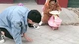 宝宝：让你嘚瑟，还敢在我面前抢风头
