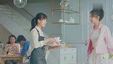 她童星出生，起点很高，却用了十年时间让观众忘记自己
