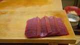 日本顶级餐厅金枪鱼肚寿司，大厨现场处理，让人狂吞口水！