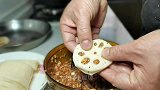 炸藕盒怎么做才外酥里嫩，鲜香好吃，教你简单做法，3分钟学会