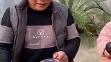 人老了脑子也生锈了，还是小姑娘聪明