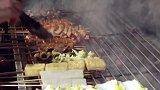 深夜烧烤，好嗨哦。一定要配合BGM看到最后！