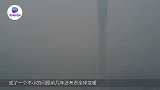泰国对抗雾霾出奇招，雾炮车加糖水，网友侮辱谁的智商