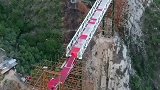 河津龙门山建设中的高空玻璃栈道！